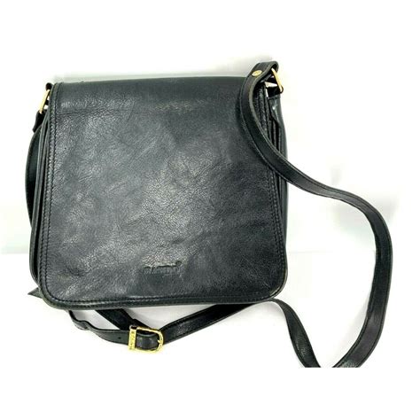 italian basido shoulder bag.